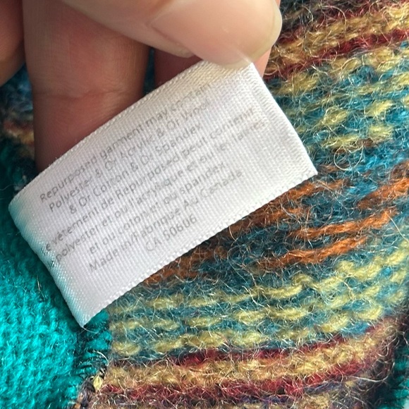 Precocious Bohemian Reworked Cropped Long Sleeve Sweater - Picture 7 of 10